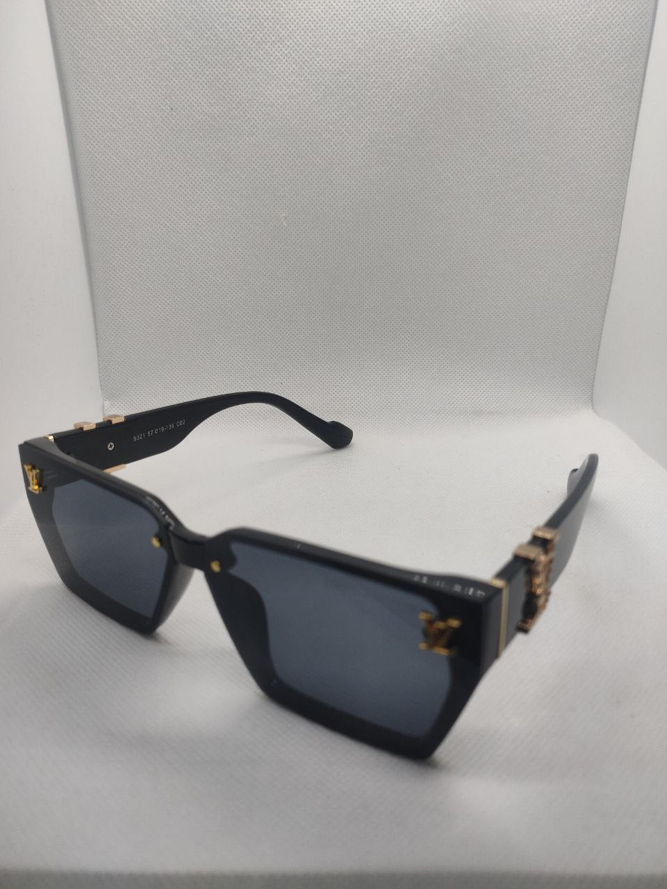 نظارة  لويس فايتون هاي كوبي بطبقة حماية