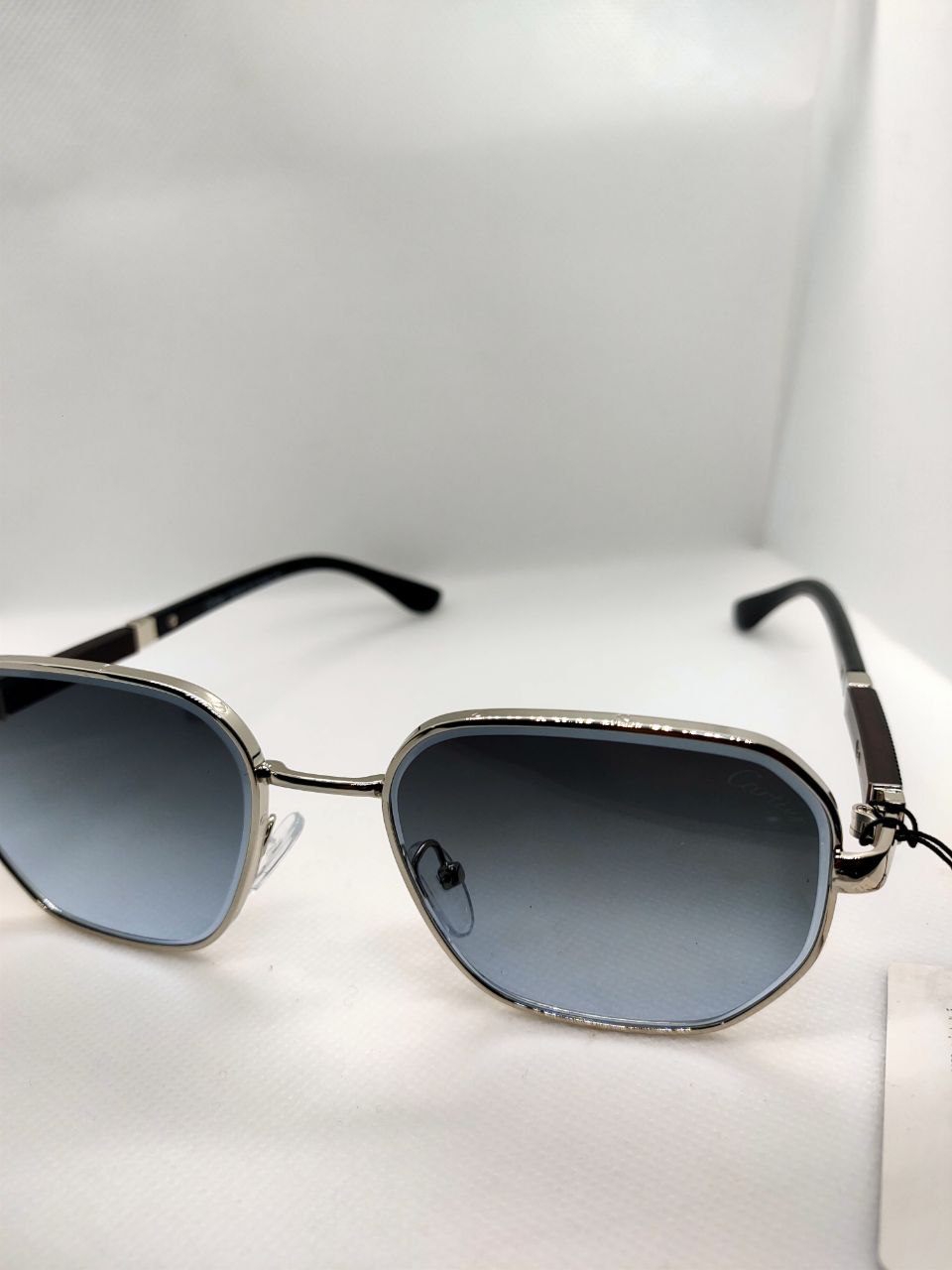 نظارة  كارتير هاي كوبي بطبقة حماية