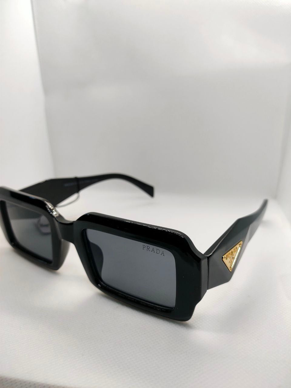 نظارة  برادا هاي كوبي بطبقة حماية