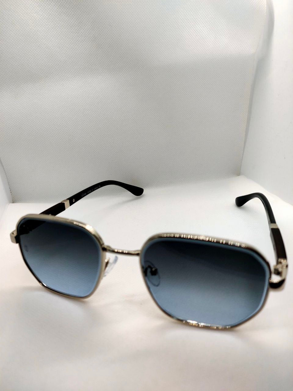 نظارة  كارتير  كوبي بطبقة حماية