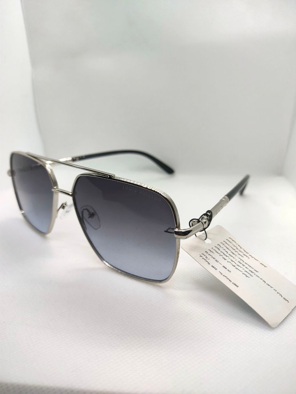 نظارة  لويس فيتو  كوبي بطبقة حماية