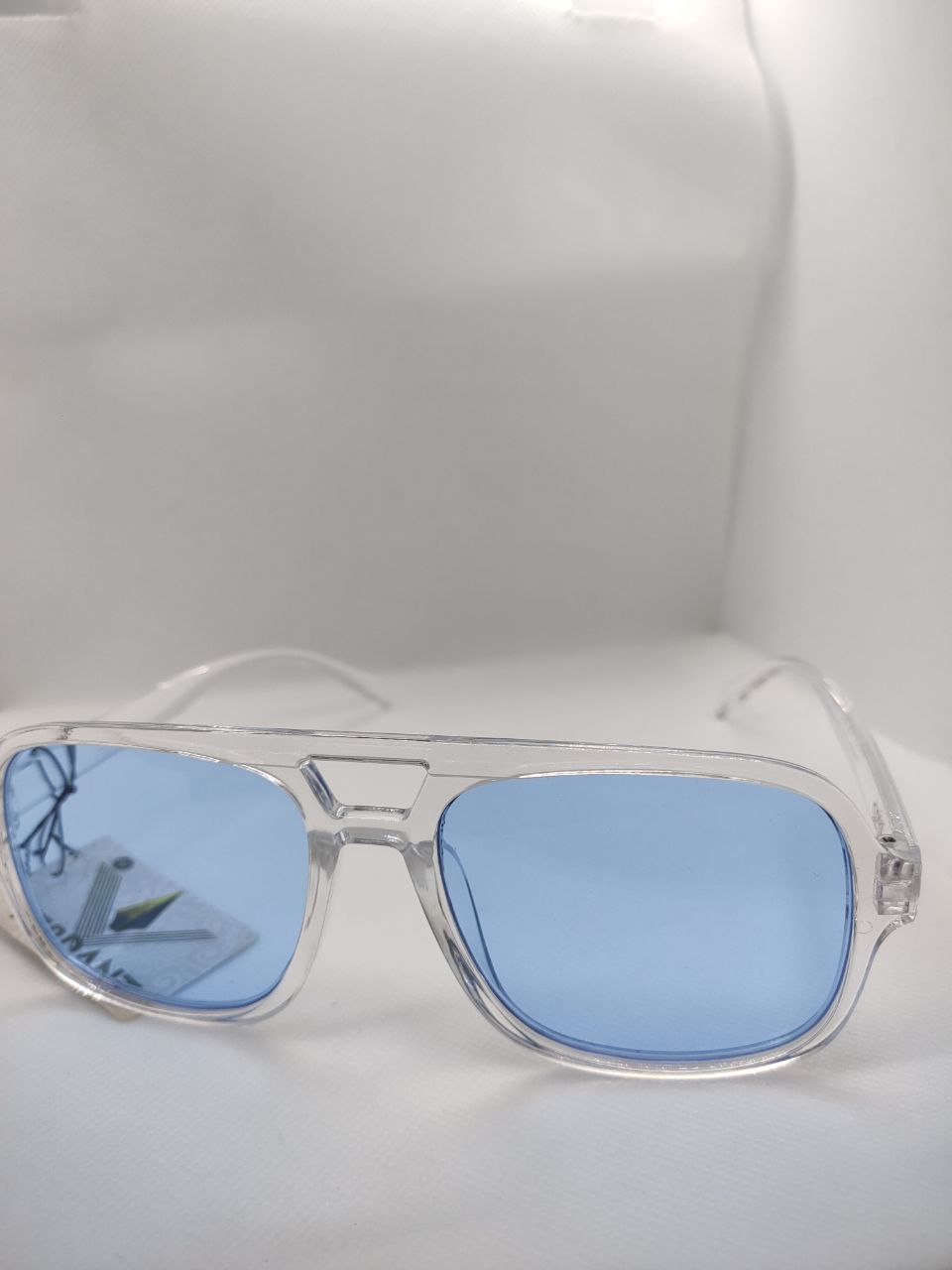 نظارة  ترنده اي كوبي بطبقة حماية