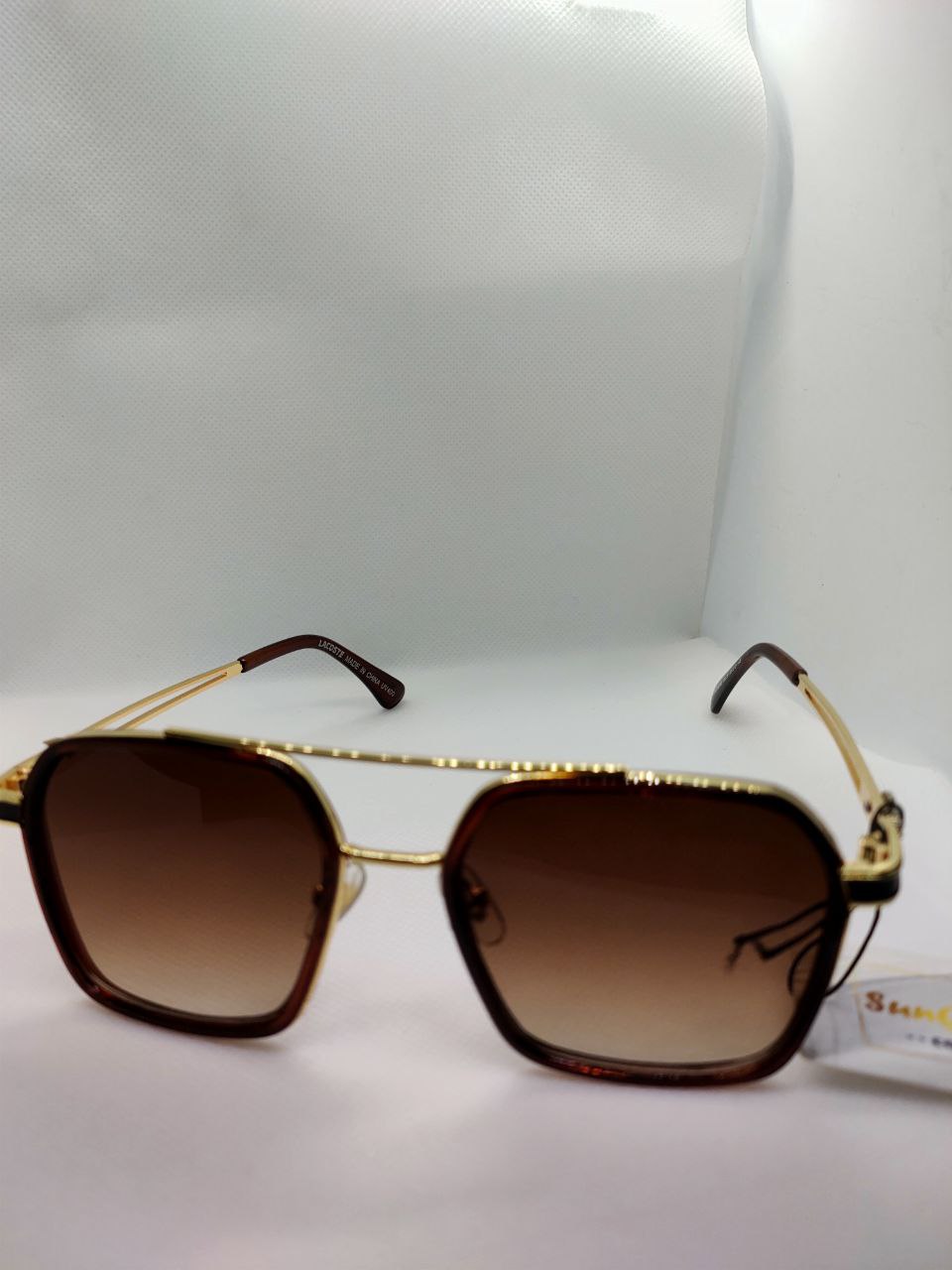 نظارة  لاكوست  هاي كوبي بطبقة حماية