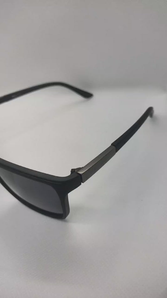 نظارة رجالي بلاستك بوليس