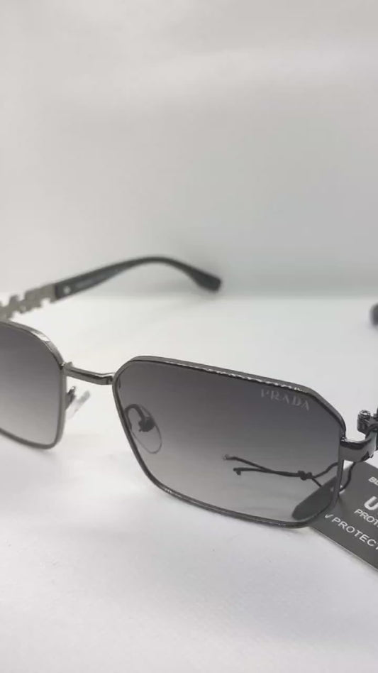 نظارة برادا هاي كوبي موديل 2026